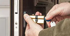 Universal Locksmith Store Burbank, CA 818-492-3080 Universal Locksmith Store Burbank, CA 818-492-3080